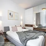 The Loft Luxury Apartments-near The Park In The Center