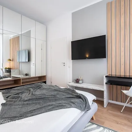 The Loft Luxury Apartments-near The Park In The Center * 부쿠레슈티