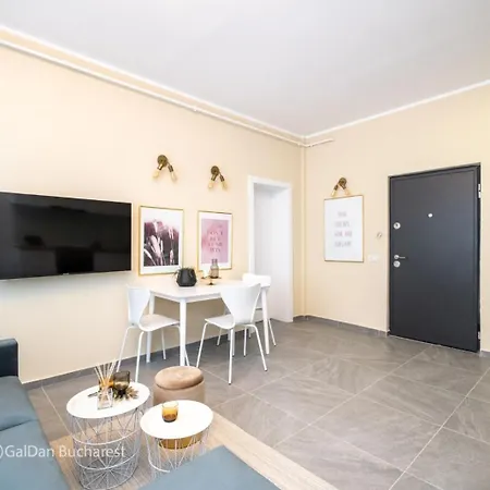 The Loft Luxury Apartments-near The Park In The Center Apartment *