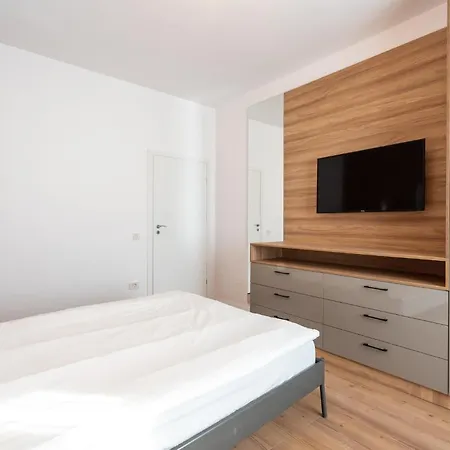 The Loft Luxury Apartments-near The Park In The Center *