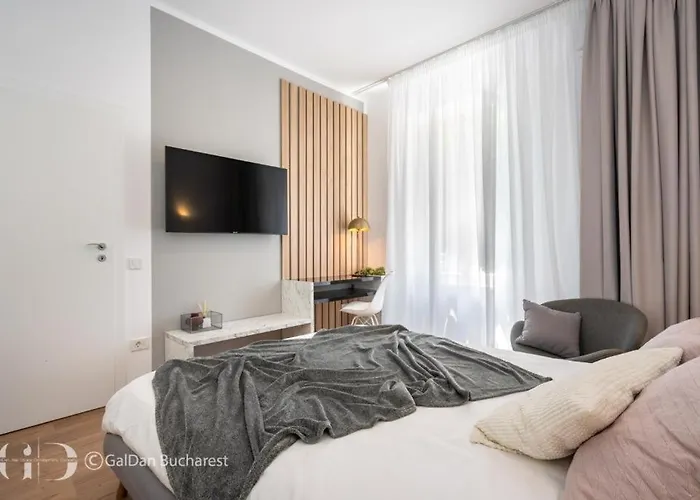 The Loft Luxury Apartments-near The Park In The Center