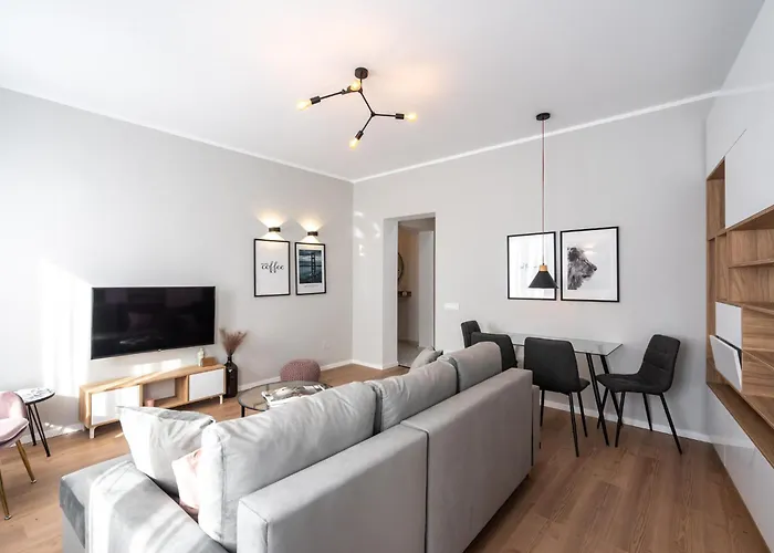 The Loft Luxury Apartments-near The Park In The Center Apartman