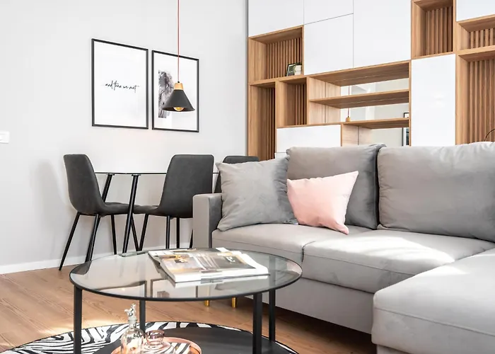 The Loft Luxury Apartments-near The Park In The Center Apartman