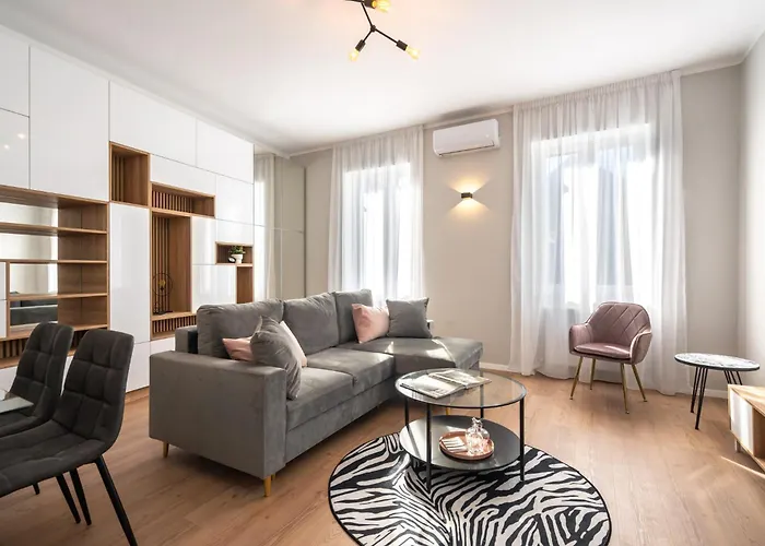 The Loft Luxury Apartments-near The Park In The Center Bukareszt
