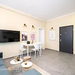 The Loft Luxury Apartments-near The Park In The Center Apartman *